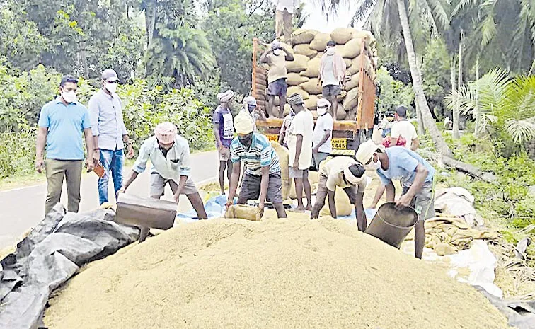 ధాన్యం రవాణా చార్జీల్లో లూటీ!