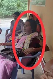 Teacher Beats 31 Students for not Touching her Feet2