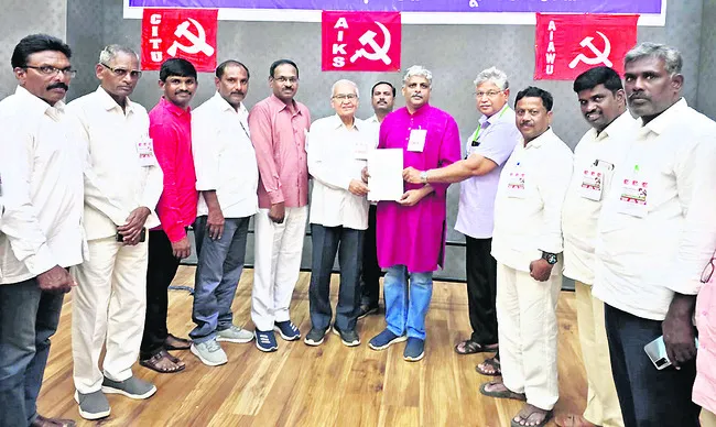 నాసిరకం ఆయిల్పామ్ విత్తనాలపై దర్యాప్తు జరపాలి