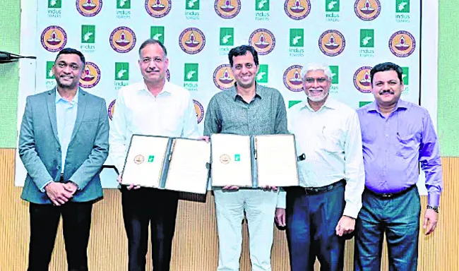 ● ఒప్పందాలు