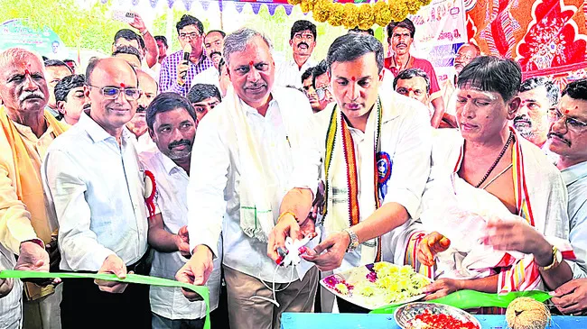 రాష్ట్ర వ్యాప్తంగా పార్లర్ల ఏర్పాటు