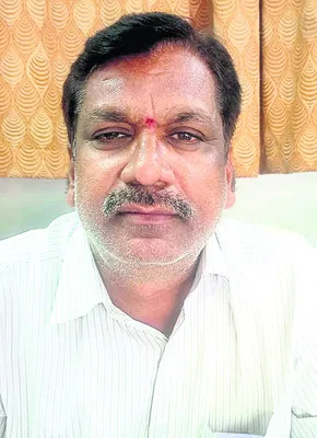 నిలిప