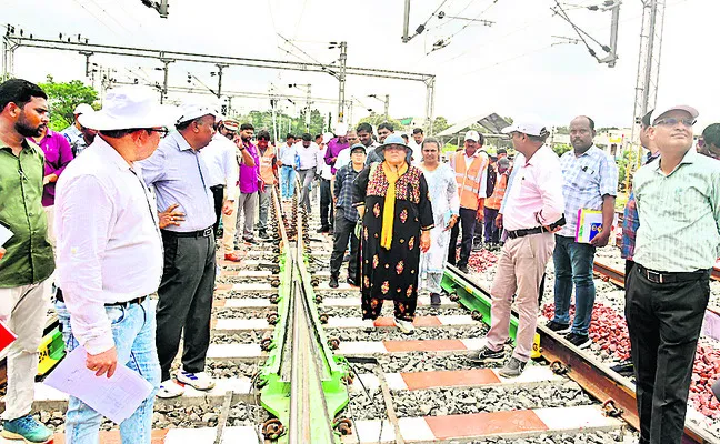 ప్రయాణికుల భద్రతే ముఖ్యం