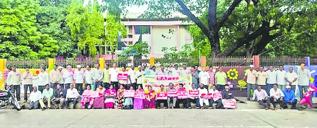 ఉపాధ్యాయుల పరిస్థితి మరింత ఘోరం