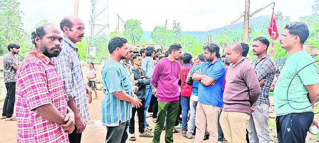 గాయపడిన యువకుడి మృతి