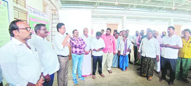 పొగాకు రైతులకు స్వీయ నియంత్రణ అవసరం