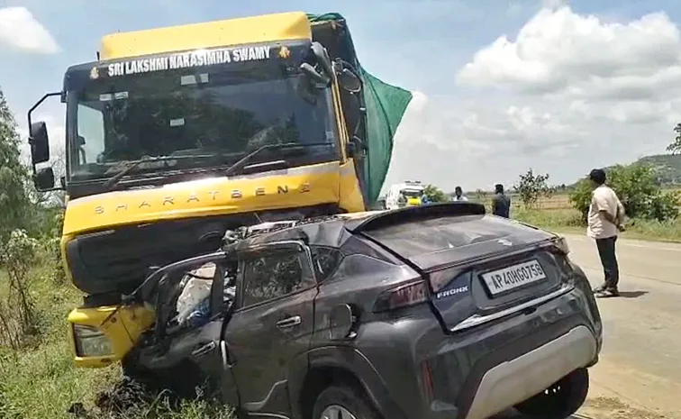 Road Accident At Nellore District