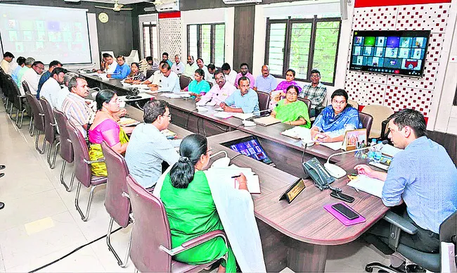 సర్వే పకడ్బందీగా చేపట్టాలి