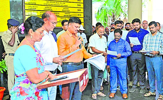 ‘స్వచ్ఛతా హి సేవా’తో ఆరోగ్యకర దేశ నిర్మాణం