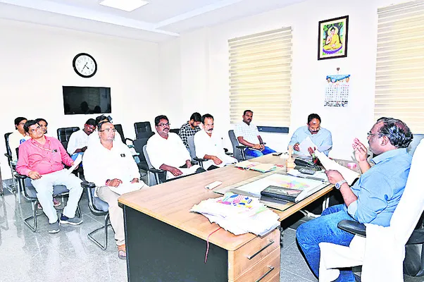 పరీక్షలు పకడ్బందీగా నిర్వహించాలి