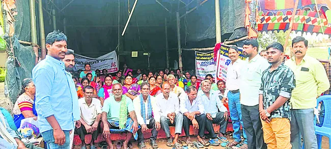 ‘డైలీవేజ్ వర్కర్ల సమస్యలు పరిష్కరించాలి’