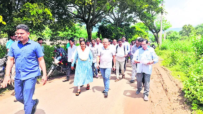 పరిశ్రమల స్థాపనకు భూముల కేటాయింపునకు చర్యలు