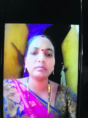 కొడుకును భయపెట్టాలని..!