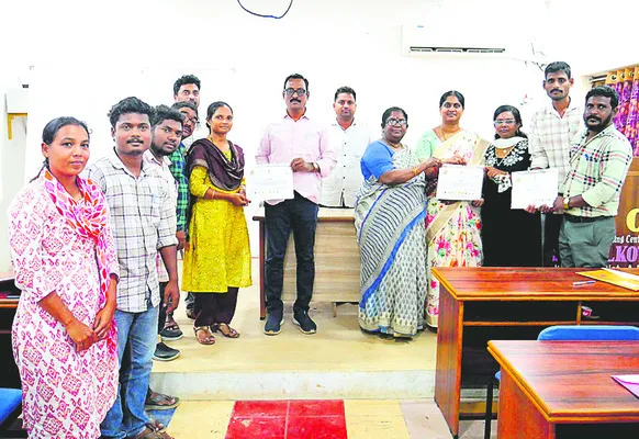 ముగిసిన టీఓటీల శిక్షణ 