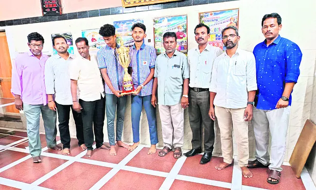 జాతీయ స్థాయి పోటీలకు ఎంపిక 