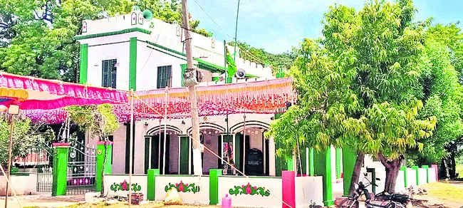 కసుమూరులో కానరాని ఏర్పాట్లు 