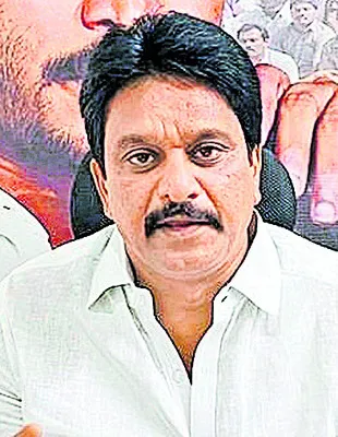 అసమర్ధతను కప్పిపుచ్చుకోవటానికే కేసులు..  
