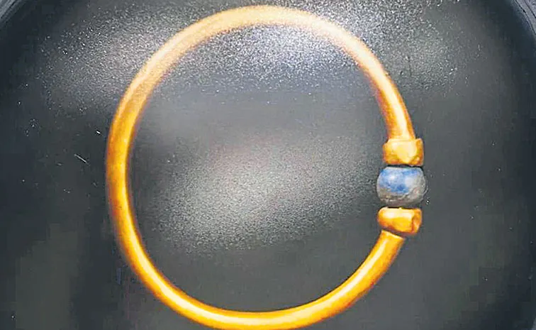 3,000-year-old golden bracelet missing in Egyptian Museum6