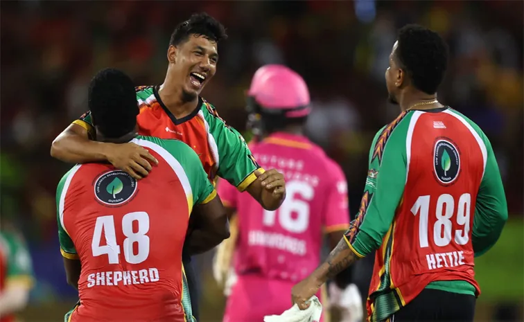 Gudakesh Motie spins Amazon Warriors to CPL 2025 final1