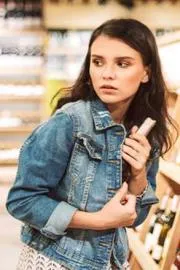 What is Kleptomania Causes Symptoms And Treatment5