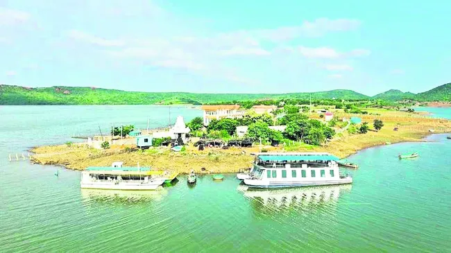 కృష్ణాతీరానికి సొబగులు