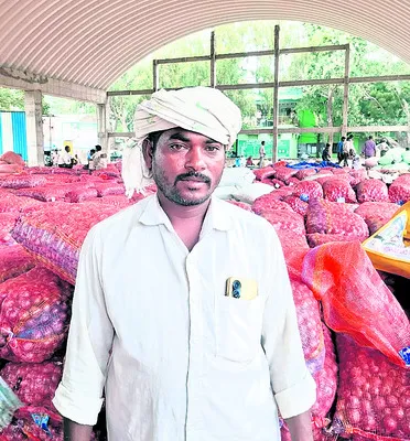 పెట్టుబడిలోనే రూ.40 వేల నష్టం