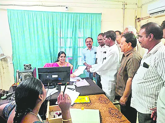 నేడు, రేపు లేఖర్ల పెన్డౌన్