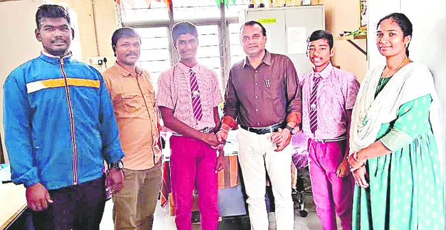హ్యాండ్‌బాల్‌ పోటీలకు ఎంపిక 