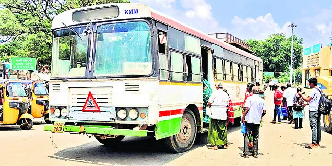 ఆర్టీసీ సేవలు అస్తవ్యస్తం