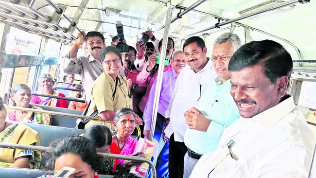 అంతర్రాష్ట్ర సర్వీసుల్లో ‘ఉచితం’ అసాధ్యం