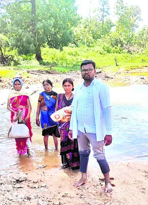 బాలింతకు దారి కష్టాలు
