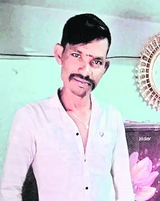 కారు, బైక్‌ ఢీ