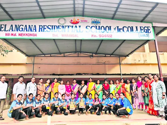 క్రీడాపోటీల్లో విద్యార్థుల ప్రతిభ