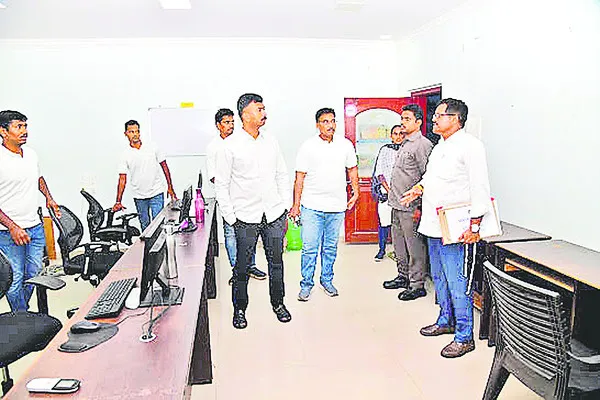 సాంకేతికతతోనే సైబర్ నేరాలకు చెక్