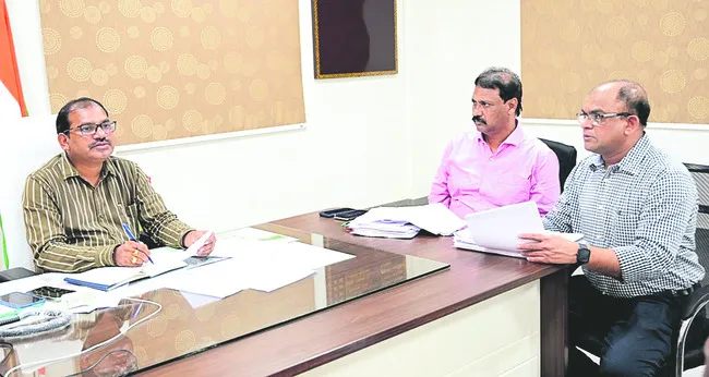 సీఎంఆర్‌ తక్షణం అందజేయాలి