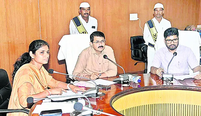 భూసేకరణ వేగంగా పూర్తి చేయాలి