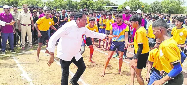 క్రీడల అభివృద్ధికి ప్రాధాన్యం