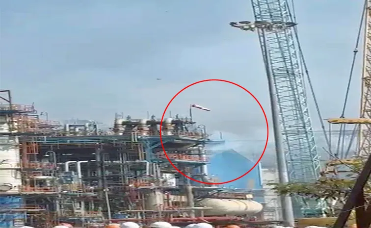 AP Visakhapatnam HPCL Accident Latest Updates Full Details