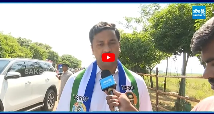 మెడికల్ కాలేజీల ప్రైవేటీకరణపై YARCP ఎమ్మెల్సీ ల నిరసన