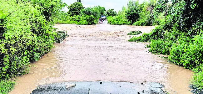 జిల్లాలో అధిక వర్షపాతం