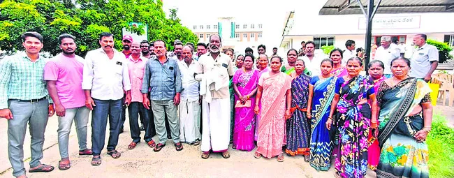 సమస్యలు పరిష్కరించండయ్యా!