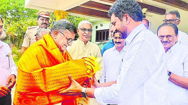 హిందూ దేవాలయాల పరిరక్షణకు వీహెచ్పీ కృషి