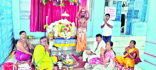 మట్టపల్లిలో నిత్యకల్యాణం
