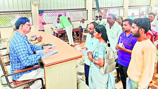 సమస్యల పరిష్కారంపై ప్రత్యేక దృష్టి
