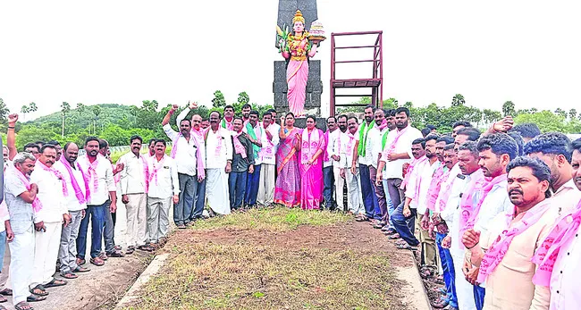 కేసీఆర్ను బద్నాం చేసేందుకే కాళేశ్వరంపై దుష్ప్రచారం