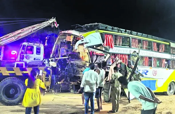 హైవేపై ప్రమాద ఘంటికలు