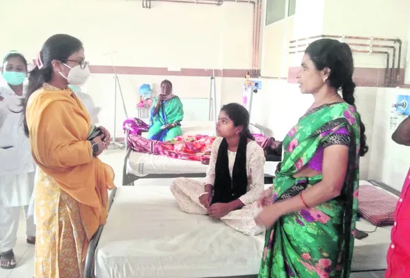 నిబద్ధతతో పనిచేస్తేనే ప్రగతి