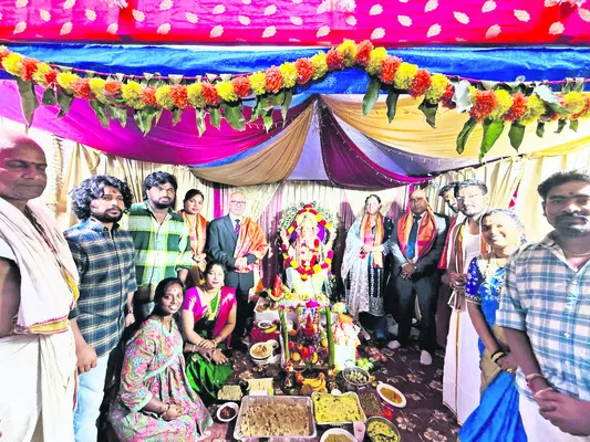 లండన్లో ఘనంగా గణేశ్ ఉత్సవాలు