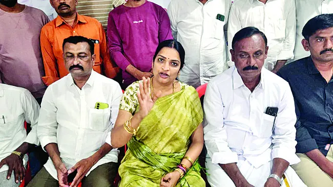 రాష్ట్రంలో అరాచక పాలన