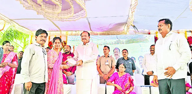 ప్రపంచానికి ఆదిగురువు భారత్‌ 